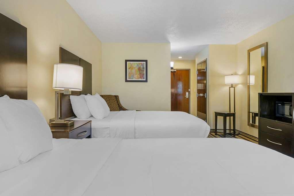 Comfort Inn & Suites Triadelphia Room photo